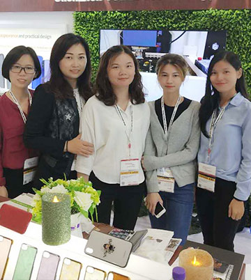 員工風(fēng)采展示-參加模具培訓(xùn)學(xué)習(xí)