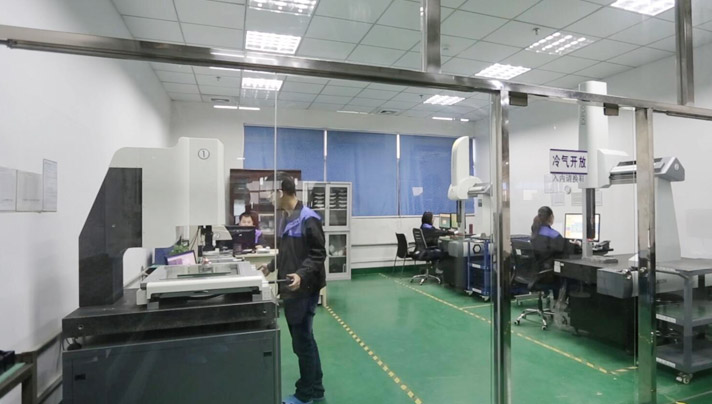IML/IMD模內注塑加工檢測車間