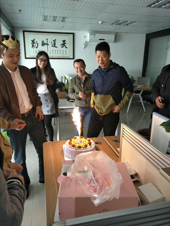 昱卓塑膠模具公司祝您生日快樂